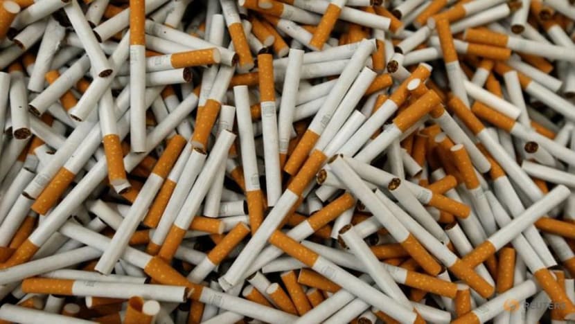 10 retailers caught selling cigarettes to minors, licences suspended 10 retailers caught selling cigarettes to minors, licences suspended