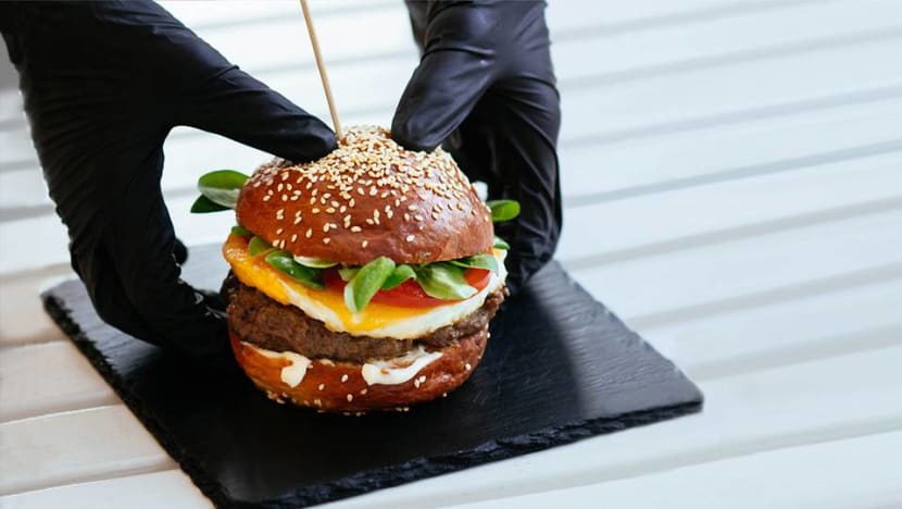Britain to restrict promotion of unhealthy food from April 2022 Britain to restrict promotion of unhealthy food from April 2022