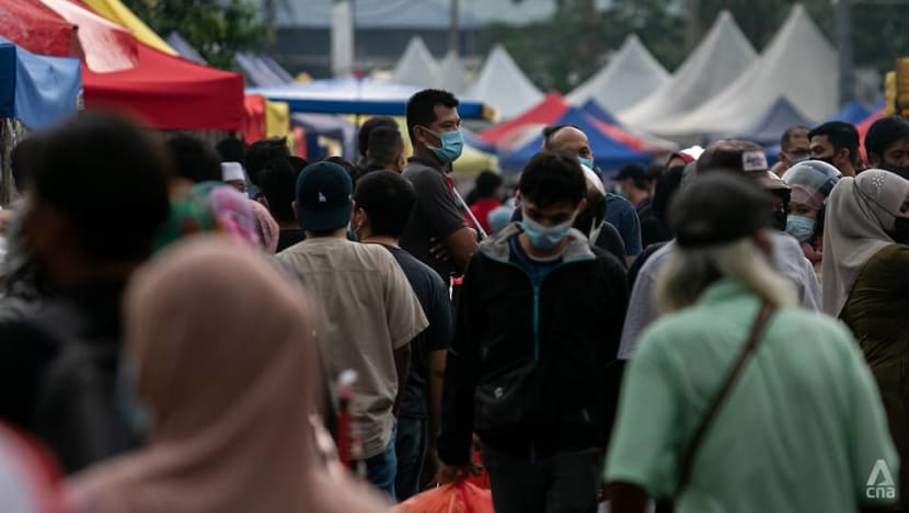 Please don't shut us down, say Malaysia's Ramadan bazaar vendors amid COVID-19 fears