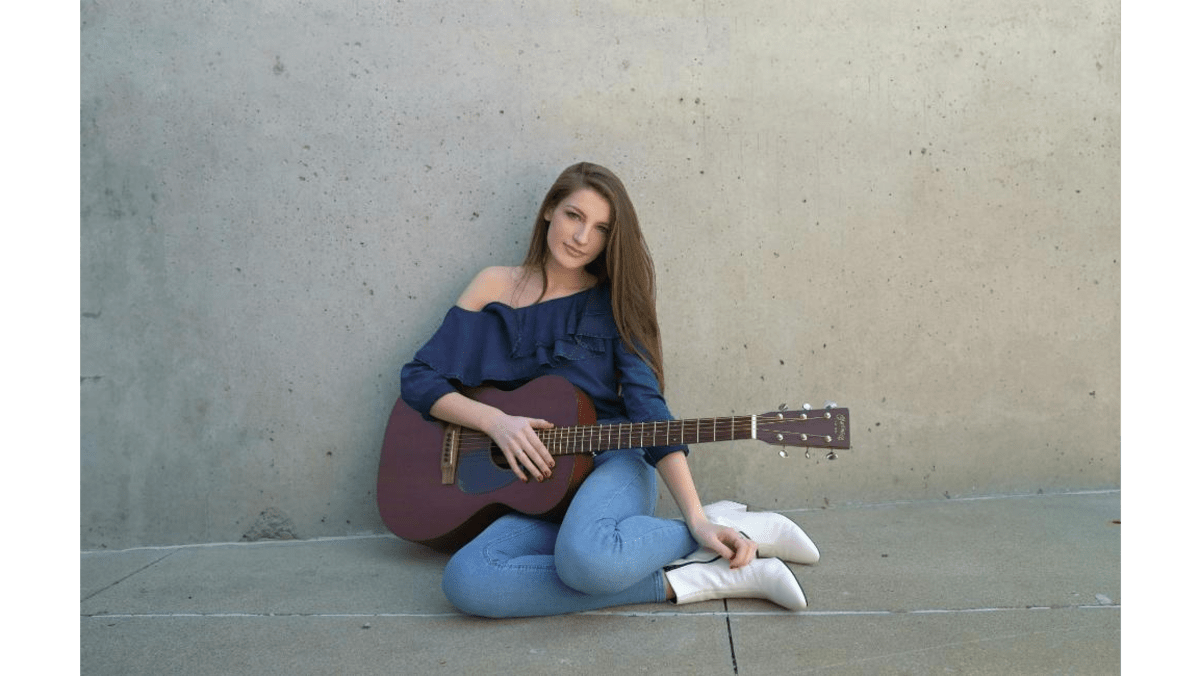 Catherine McGrath rendered speechless by hero Taylor Swift 8days