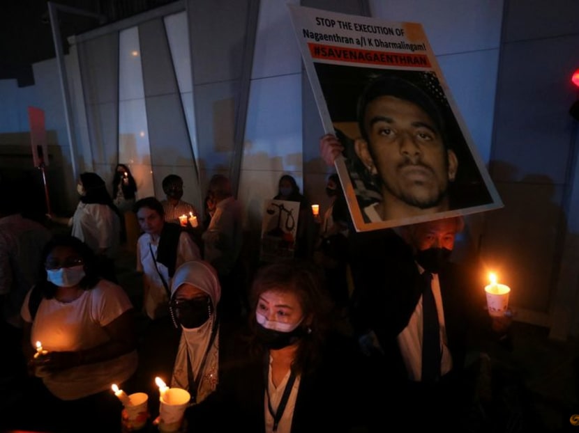 People taking part in a vigil ahead of the execution of Malaysian drug trafficker, Nagaenthran Dharmalingam, outside Singapore High Commission in Kuala Lumpur, Malaysia on April 26, 2022. 
