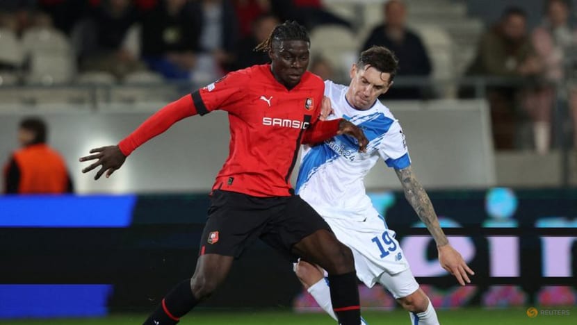 Chelsea sign teenage midfielder Ugochukwu from Rennes