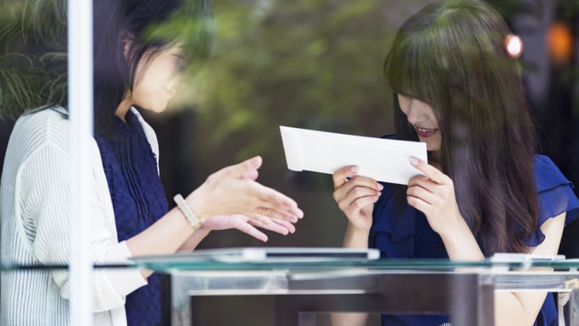 Money Talks: What to do with your first paycheck and how to avoid overspending? Money Talks: What to do with your first paycheck and how to avoid overspending?