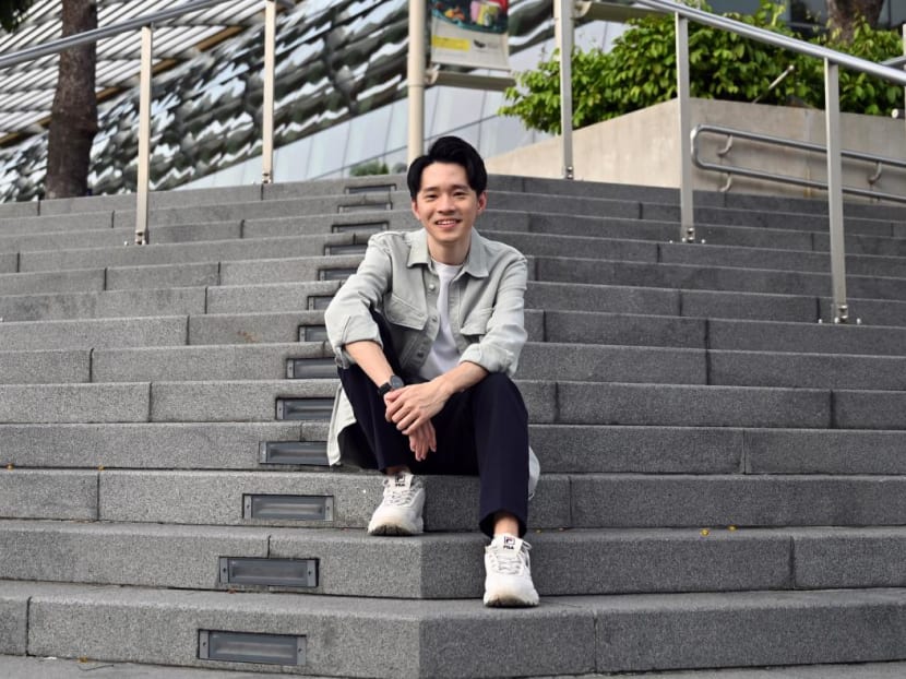 Big crowds, big dreams: Meet Jeff Ng, the ‘Cathay busker’ who became a TikTok phenomenon Big crowds, big dreams: Meet Jeff Ng, the ‘Cathay busker’ who became a TikTok phenomenon