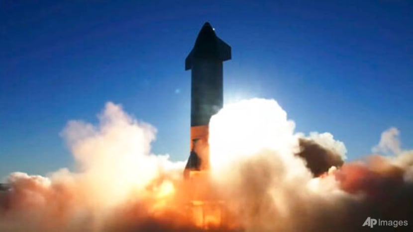 SpaceX launches Starship on highest test flight, crash-lands SpaceX launches Starship on highest test flight, crash-lands
