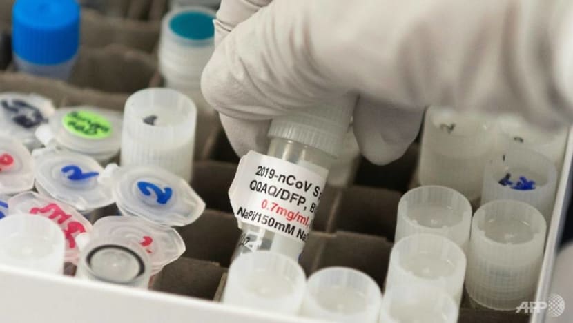 EU signs initial deal with Novavax for COVID-19 vaccine EU signs initial deal with Novavax for COVID-19 vaccine