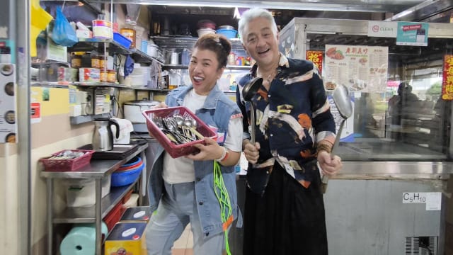 “期待”与吴岱融拍亲密戏　刘玲玲：他是我的男神！