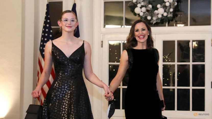 Jennifer Garner, John Legend attend lavish US state dinner for France's Macron Jennifer Garner, John Legend attend lavish US state dinner for France's Macron