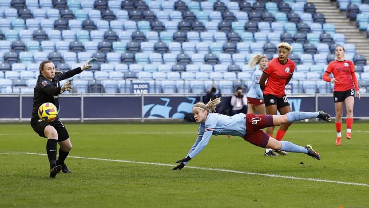 Women's pitch sales