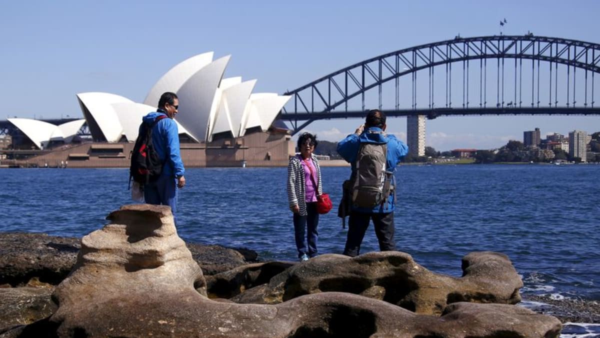 Kekurangan besar di Tiongkok: Pasar pariwisata terbesar Australia kembali dengan lesu