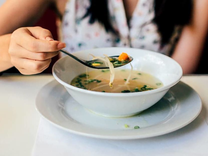 Commentary: Mindful eating can help you lose weight Commentary: Mindful eating can help you lose weight