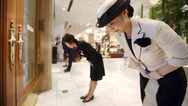 日本服务业创下历来最快增长步伐
