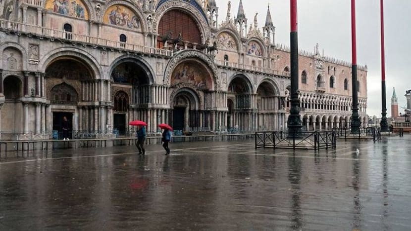 Bandar-bandar Itali terus ditenggelami air