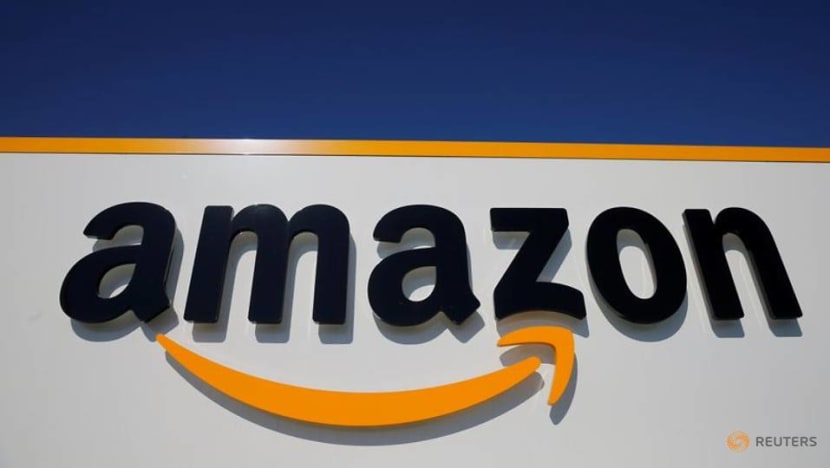 Amazon opens online pharmacy, shaking up another industry Amazon opens online pharmacy, shaking up another industry