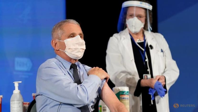 Fauci says herd immunity could require 'between 70% and 90%' to get COVID-19 vaccine Fauci says herd immunity could require 'between 70% and 90%' to get COVID-19 vaccine