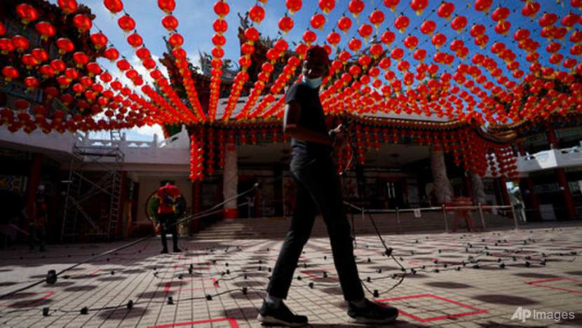 No visiting during Chinese New Year, reunion dinner among those in same household only: Putrajaya No visiting during Chinese New Year, reunion dinner among those in same household only: Putrajaya