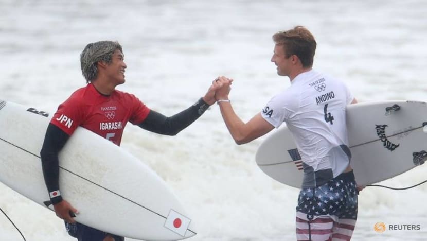 Olympics-Surfing-Ferreira, Moore secure historic gold medals Olympics-Surfing-Ferreira, Moore secure historic gold medals