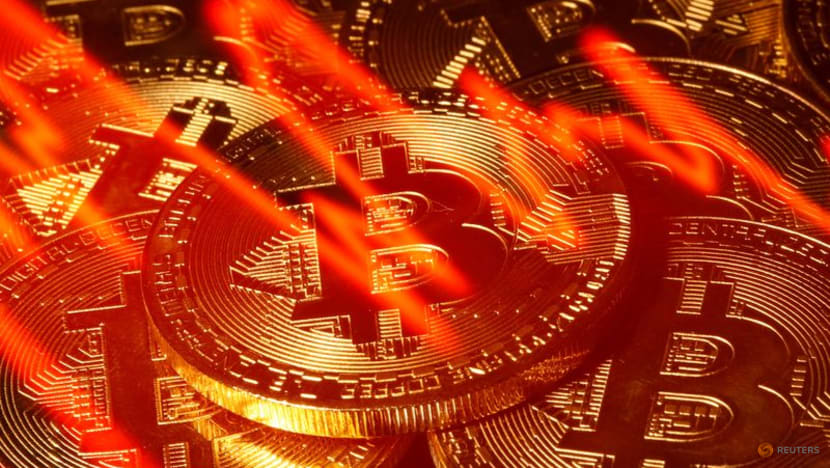 Bitcoin nears MicroStrategy 'margin call' price Bitcoin nears MicroStrategy 'margin call' price