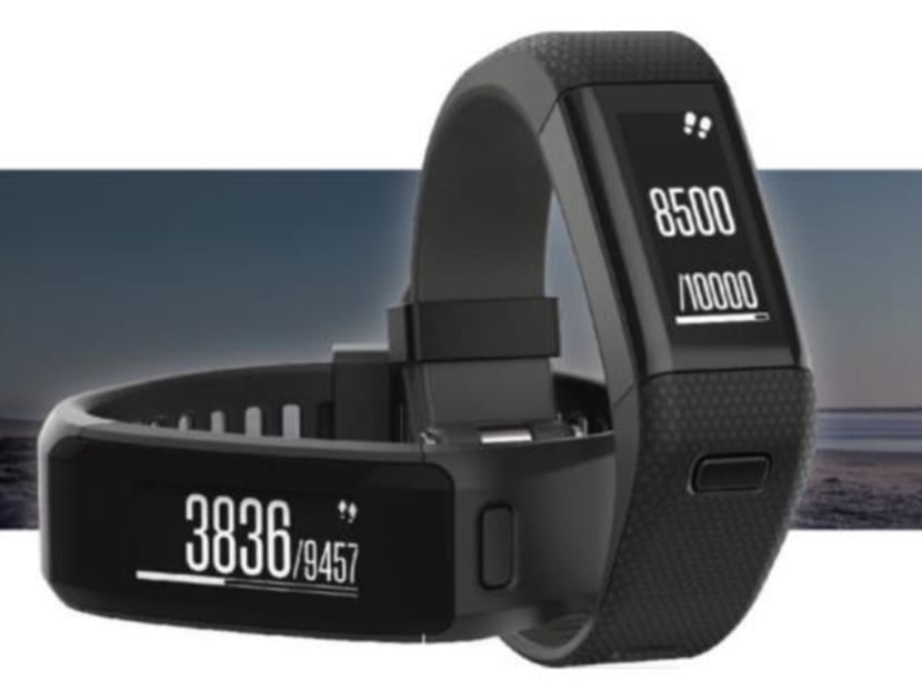 Flick your wrist and pay for rides with Ezlink fitness bands TODAY