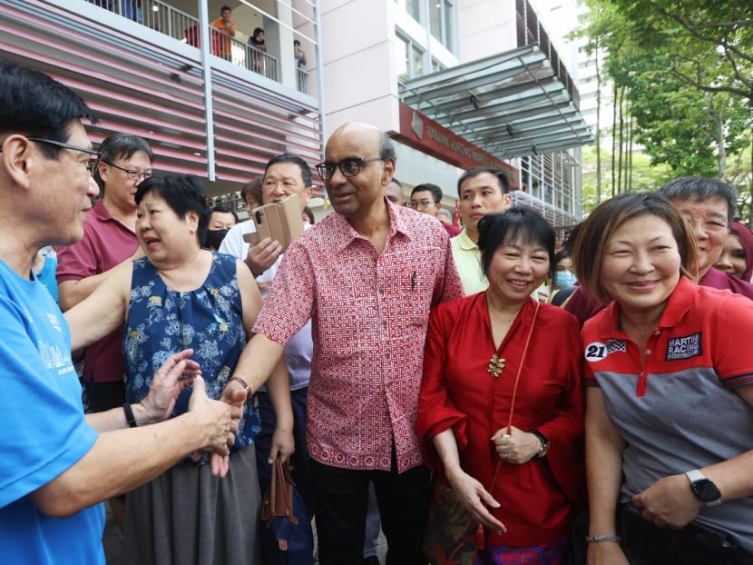 Mr Tharman Shanmugaratnam and his wife Jane Ittogi at Taman Jurong Food Centre on Sept 2, 2023. Photo: Ooi Boon Keong/TODAY Mr Tharman Shanmugaratnam and his wife Jane Ittogi at Taman Jurong Food Centre on Sept 2, 2023. Photo: Ooi Boon Keong/TODAY