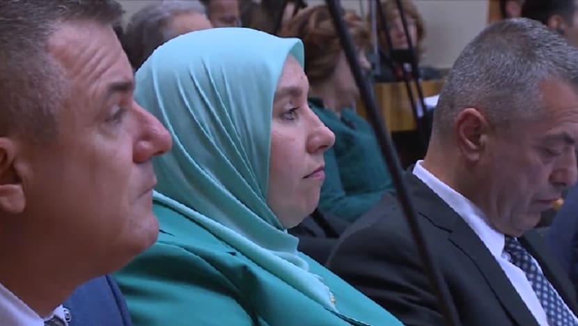 Begija Smajic - wanita berhijab pertama menang kerusi Parlimen di Bosnia