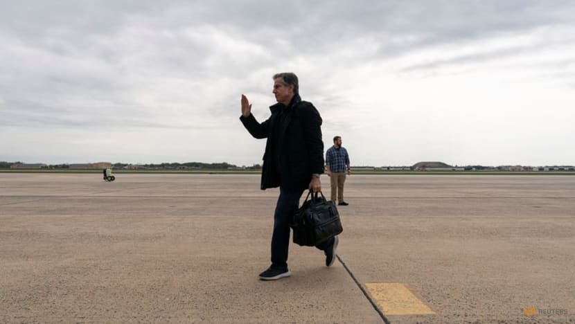 Blinken, Austin pledge return of US diplomats, more security assistance on Kyiv visit Blinken, Austin pledge return of US diplomats, more security assistance on Kyiv visit