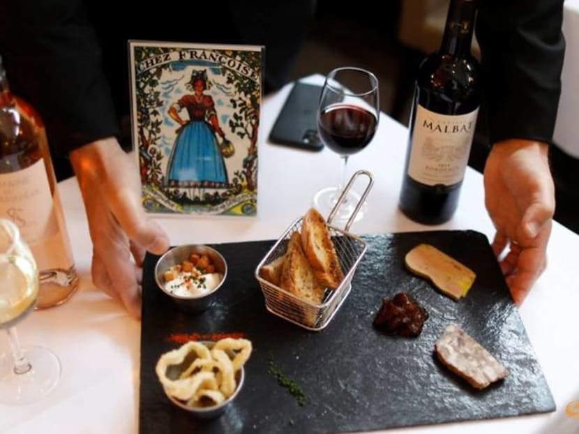 Eating like the English? French curfew puts early dinner on menu Eating like the English? French curfew puts early dinner on menu