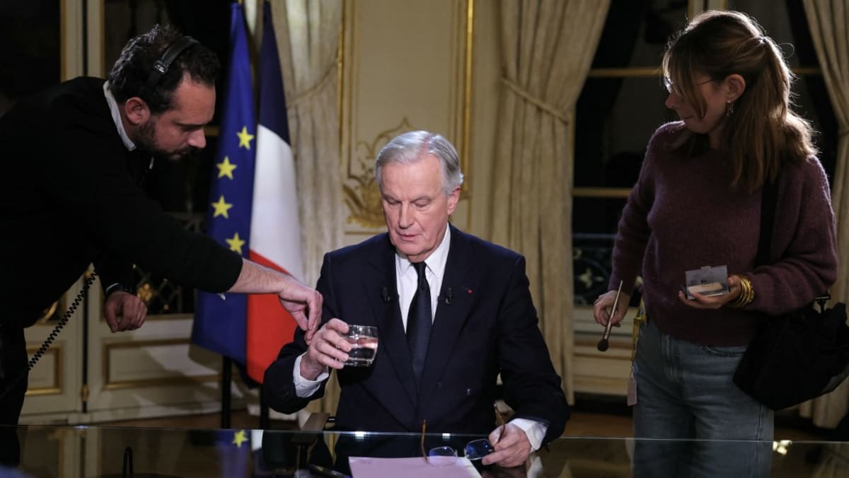 French government risks falling in no-confidence vote French government risks falling in no-confidence vote