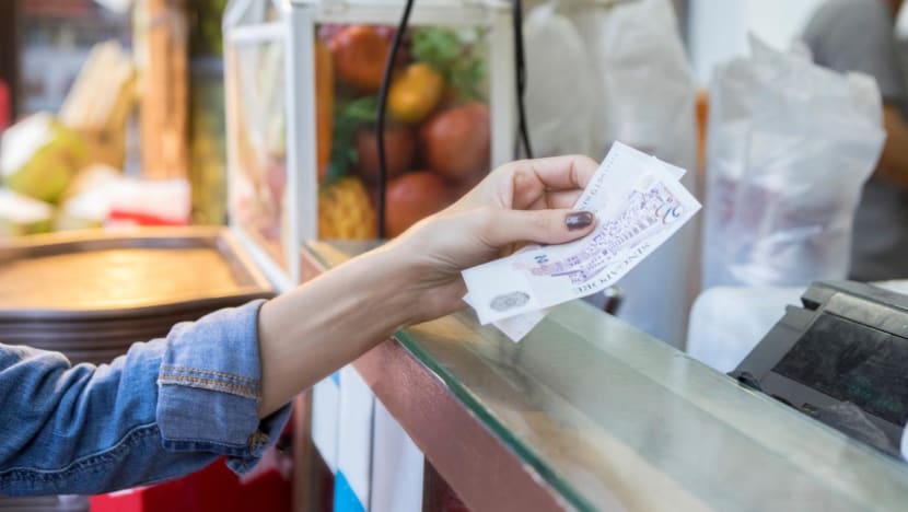 CNA Explains: Why is Singapore cutting back on new banknotes for festive gifting? CNA Explains: Why is Singapore cutting back on new banknotes for festive gifting?