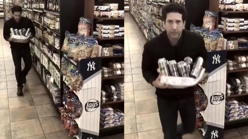 The one where David Schwimmer had a solid alibi The one where David Schwimmer had a solid alibi