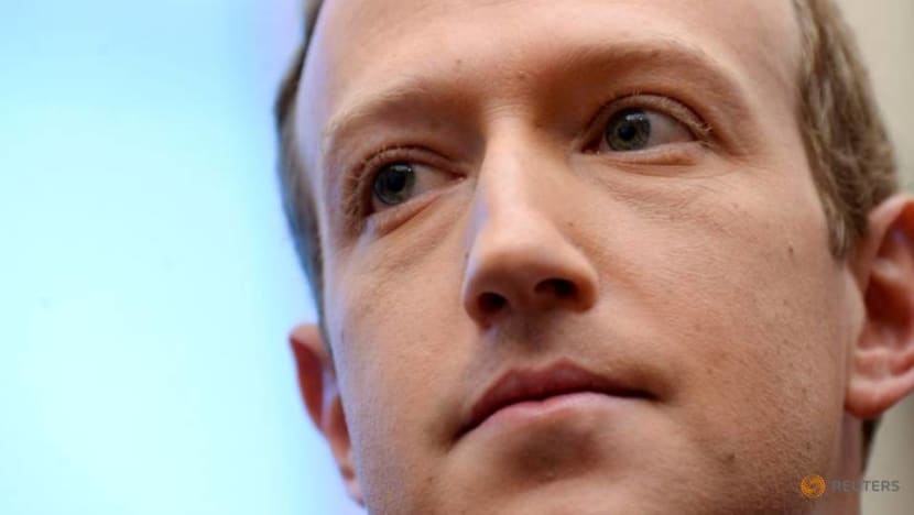 Facebook's Zuckerberg struggles to connect, forcing US Senate hearing to pause Facebook's Zuckerberg struggles to connect, forcing US Senate hearing to pause