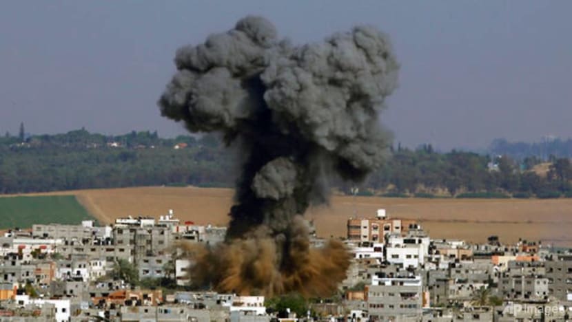 Hamas rockets target Tel Aviv after Israeli raid flattens Gaza tower