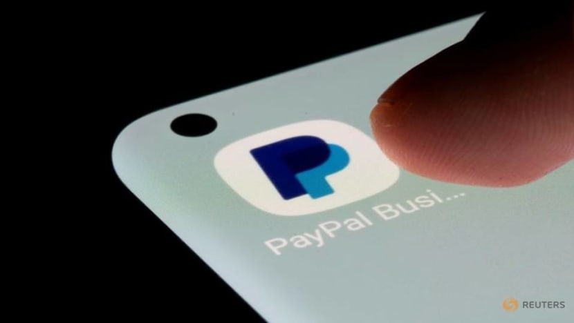 PayPal beats estimates on online spending boost