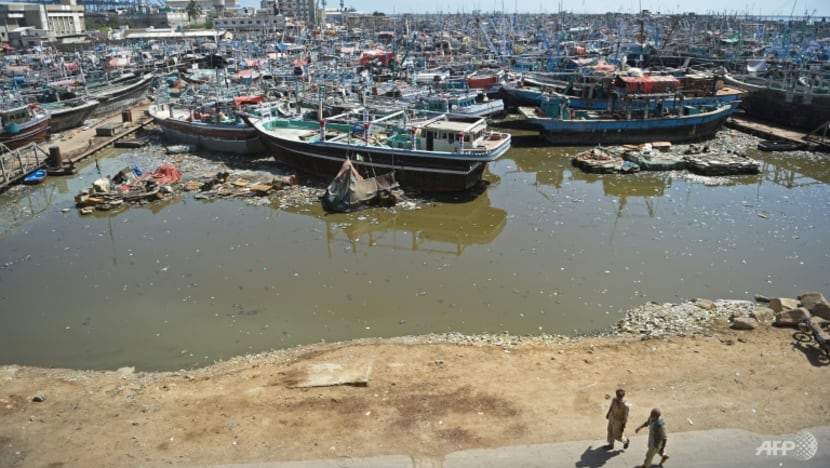 Winds and heavy rains kill at least 27 in Pakistan