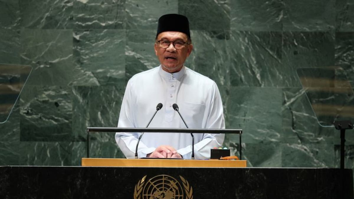 Malaysia PM Anwar threatens action against rice hoarders as prices soar Malaysia PM Anwar threatens action against rice hoarders as prices soar