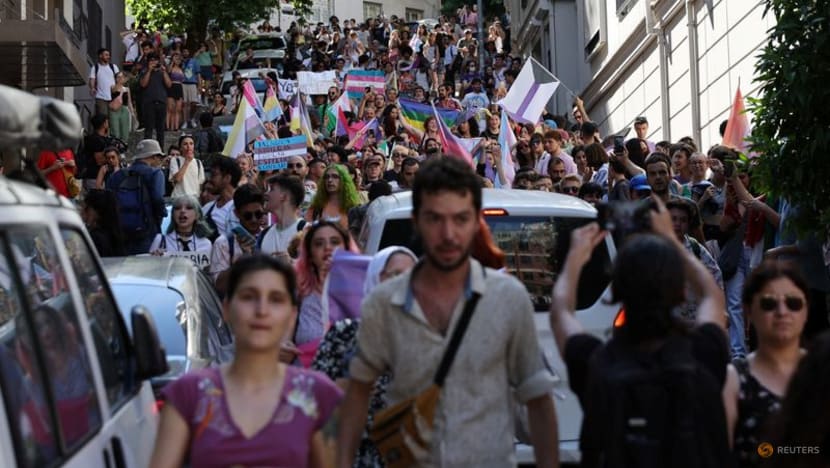 Turkish police prevent Istanbul Pride from going ahead Turkish police prevent Istanbul Pride from going ahead