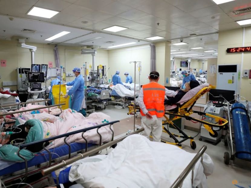 Medical workers attending to patients at the intensive care unit of the emergency department at Beijing Chaoyang hospital in China on Dec 27, 2022. China Daily via REUTERS Medical workers attending to patients at the intensive care unit of the emergency department at Beijing Chaoyang hospital in China on Dec 27, 2022. China Daily via REUTERS