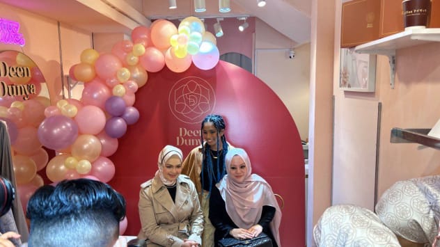 Syarikat Deen Dunya berjaya pikat Siti Nurhaliza, kerjasama pasarkan produk di SG