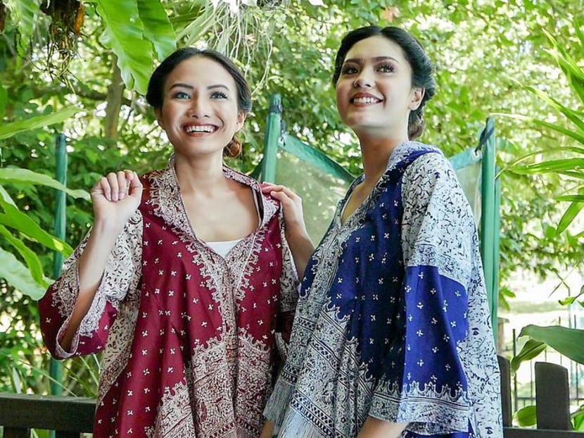Dye dye must try: Singapore’s batik culture gets a fashion and art makeover Dye dye must try: Singapore’s batik culture gets a fashion and art makeover