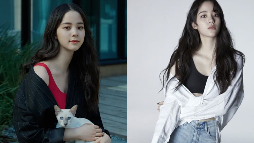 Netizens Are Roasting Ouyang Nana For Being All Covered Up In Her Underwear Shoot