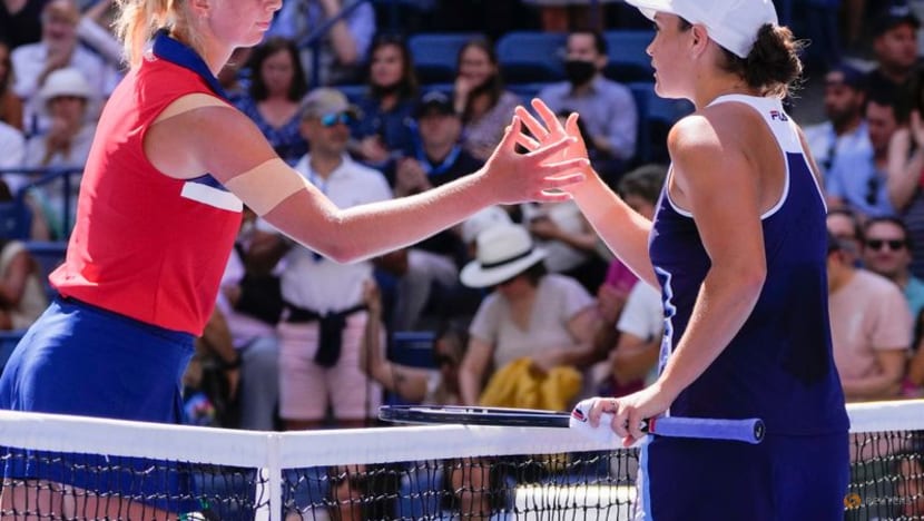 Tennis:At the US Open, that voice yelling 'Out!' comes from a computer Tennis:At the US Open, that voice yelling 'Out!' comes from a computer
