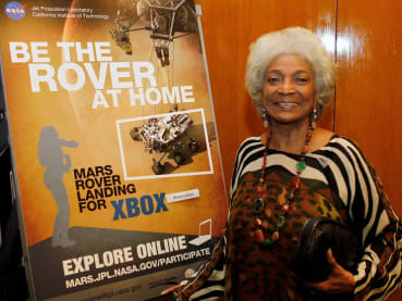 Actress Nichelle Nichols, who played Star Trek's trailblazing Uhura, dies at 89