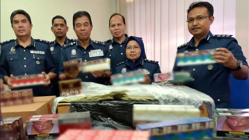 Kastam Johor tumpaskan percubaan seludup rokok, keretek lebih RM5.8 juta