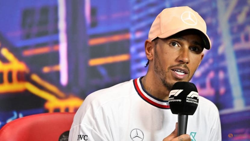 Hamilton plans to continue racing beyond end of current Mercedes deal Hamilton plans to continue racing beyond end of current Mercedes deal
