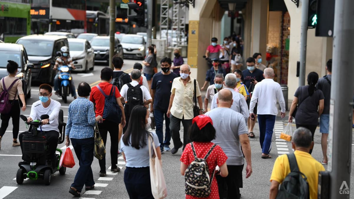 Singapura berharap untuk melewati gelombang Omicron dengan tindakan yang diperketat hanya sebagai ‘pilihan terakhir’