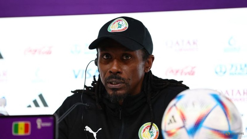 Senegal coach has 'blind trust' in steely keeper Mendy