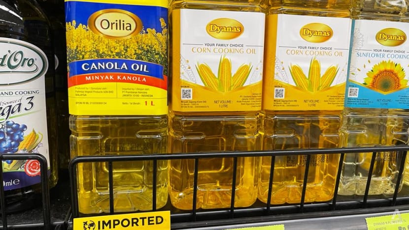 Expect 'further pressure' on cooking oil prices in Singapore as Indonesia bans palm oil exports: MTI
