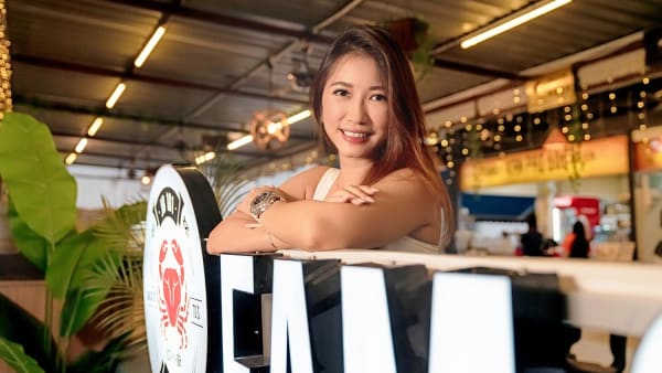 From surgical table to dining table: A former nurse’s unusual journey to becoming a zi char stall owner