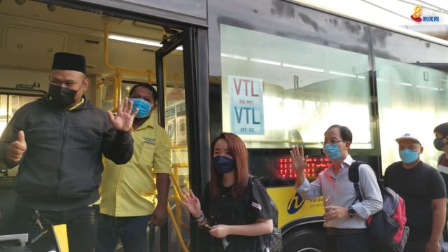 新马陆路VTL开通 首批搭客已从马国出发前往新加坡