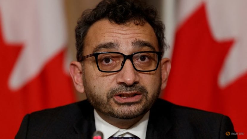 Canada asks regulator to probe maskless party on airline as COVID-19 cases soar Canada asks regulator to probe maskless party on airline as COVID-19 cases soar